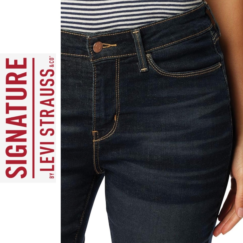 Levi Strauss Skinny Shorts | Size: 6